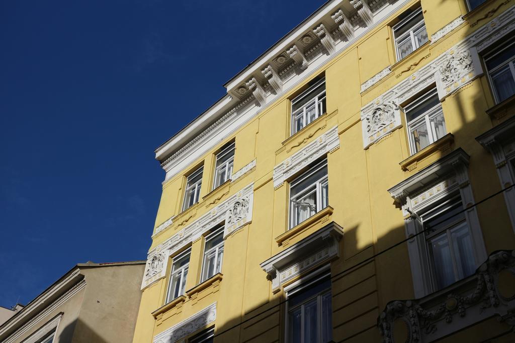 Carlton Opera Hotel Виена Екстериор снимка